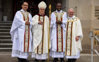Maryknoll Father Matthew Sim, Bishop Mark J. Seitz, Maryknoll Father Patrick Okok, Maryknoll Superior General Father Lance P. Nadeau (Octavio Durán/U.S.)