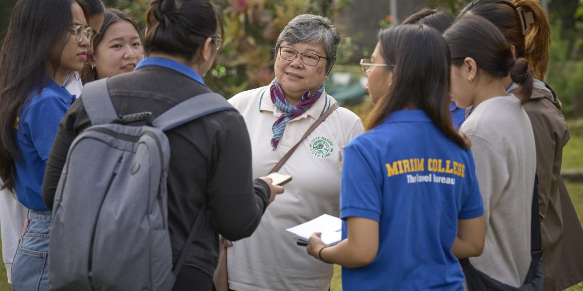 Maryknoll Sister Marvelous “Marvie” Misolas, who is herself from the Philippines, connects students and faculty from Miriam College with local communities to seek long-lasting solutions to climate change. (Paul Jeffrey/Philippines) 