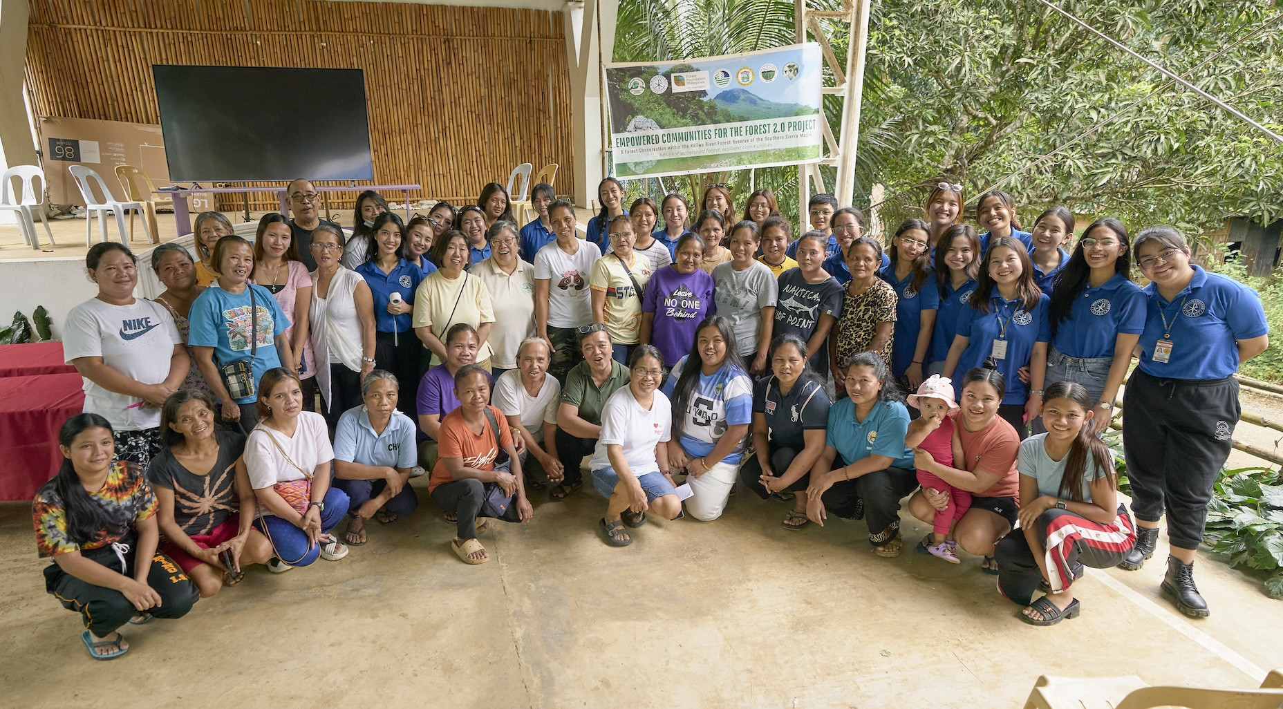 Maryknoll Sister Marvelous “Marvie” Misolas connects remote Indigenous forest communities with faculty and staff of Manila’s Miriam College to work together for ecological sustainability, carrying on the Maryknoll Sisters’ legacy of 100 years of mission service in the Philippines. (Paul Jeffrey/Philippines)