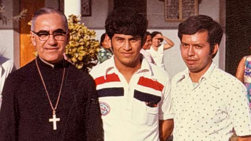 Left to right: Archbishop Óscar Arnulfo Romero y Galdámez and seminarians Octavio Durán and Joaquín Álvarez Campos visit María Auxiliadora parish in San Salvador, El Salvador. After Romero was martyred, Durán went on to become a Franciscan friar, and Álvarez was ordained a diocesan priest. (Courtesy of Octavio Durán/El Salvador)