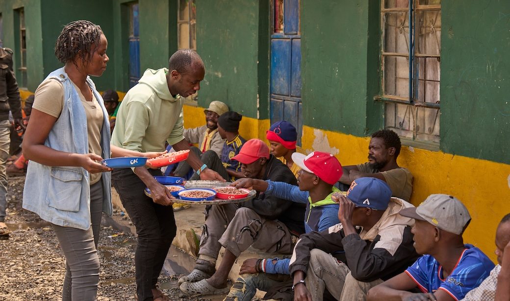 Babluu Ekama Kyamba volunteers in a Nairobi slum with Mama Africa, a service organization, as part of a Maryknoll discernment program for the missionary priesthood. (Paul Jeffrey/Kenya)
