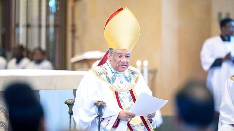 Bishop Joseph Perry, emeritus auxiliary bishop of the Archdiocese of Chicago (Octavio Durán/U.S.)