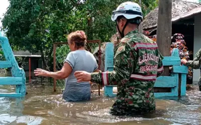 La Gobernación de Córdoba (Colombia) informó el 9 de febrero que miembros de las Fuerzas Militares llegaron al corregimiento de La Madera, en San Pelayo, para evacuar a las familias atrapadas por las inundaciones. (Gobernación de Córdoba/Colombia).