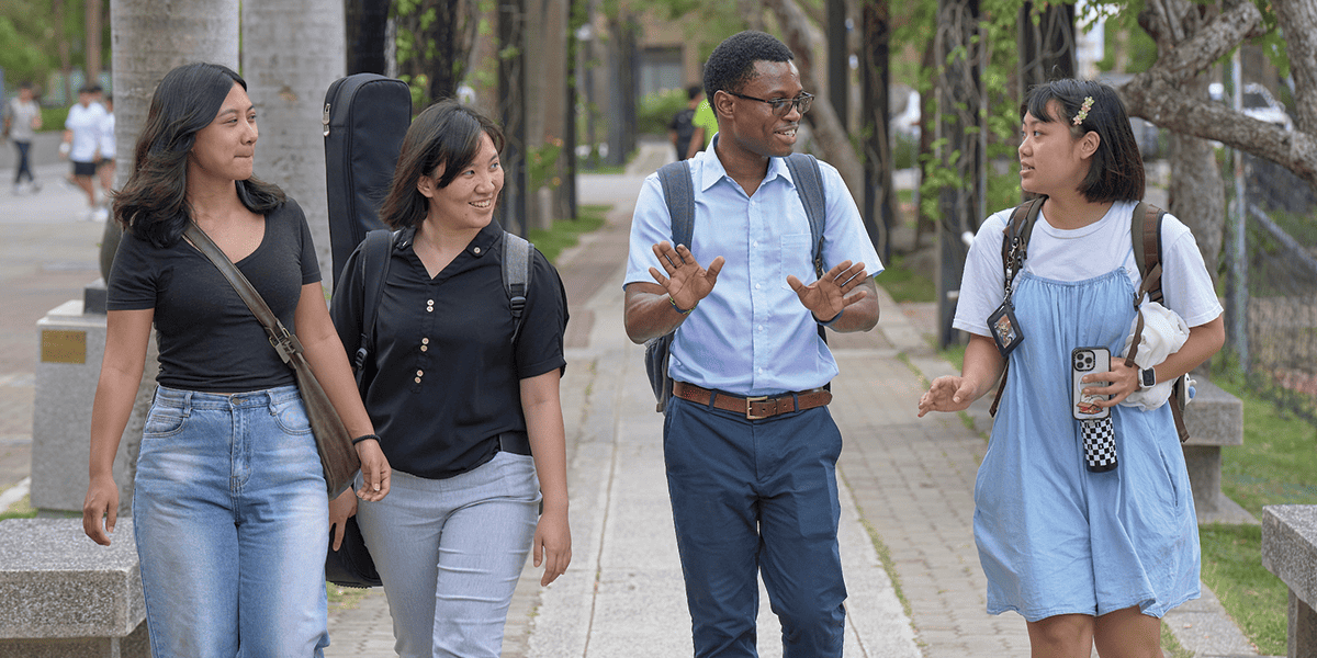 El seminarista Maryknoll Paschal Madukwa se prepara para el sacerdocio misionero en un programa de entrenamiento en Taiwán. (Paul Jeffrey/Taiwán)