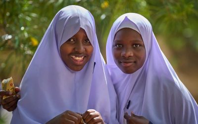 Estudiantes en la escuela secundaria Kitangiri, una escuela pública de escasos recursos en Mwanza, Tanzania. (Paul Jeffrey/Tanzania)